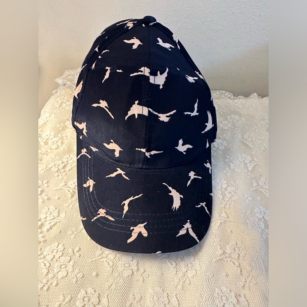 ALDO “birds” Cap